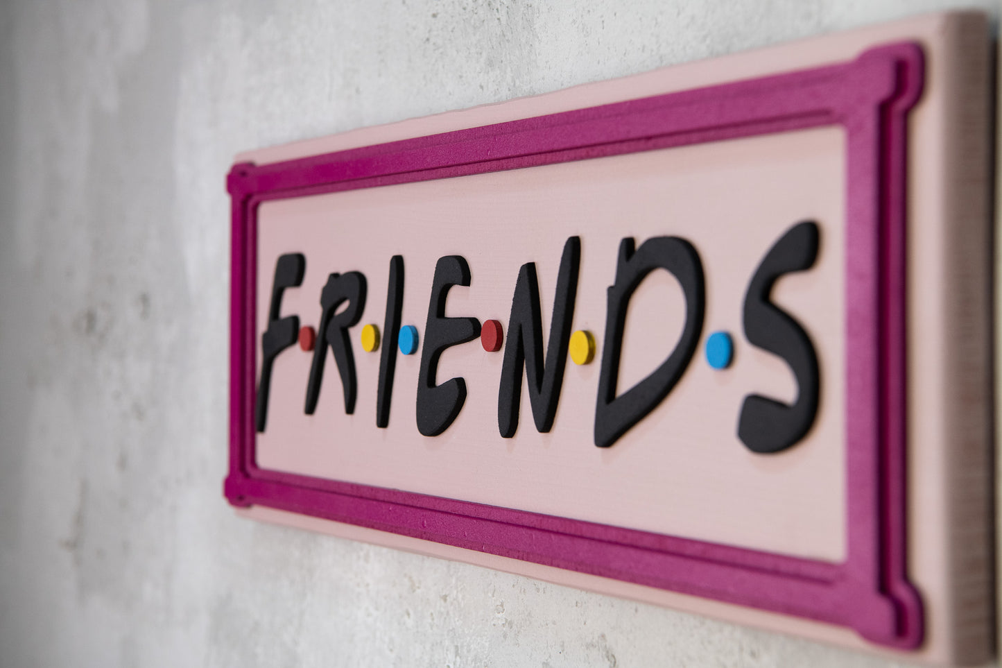 Χειροποίητη Ξύλινη Πινακίδα FRIENDS