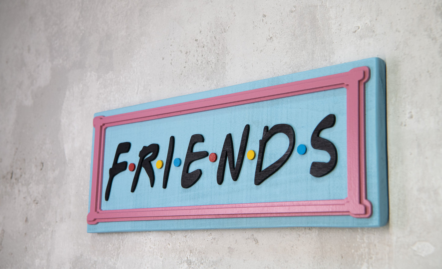 Χειροποίητη Ξύλινη Πινακίδα FRIENDS