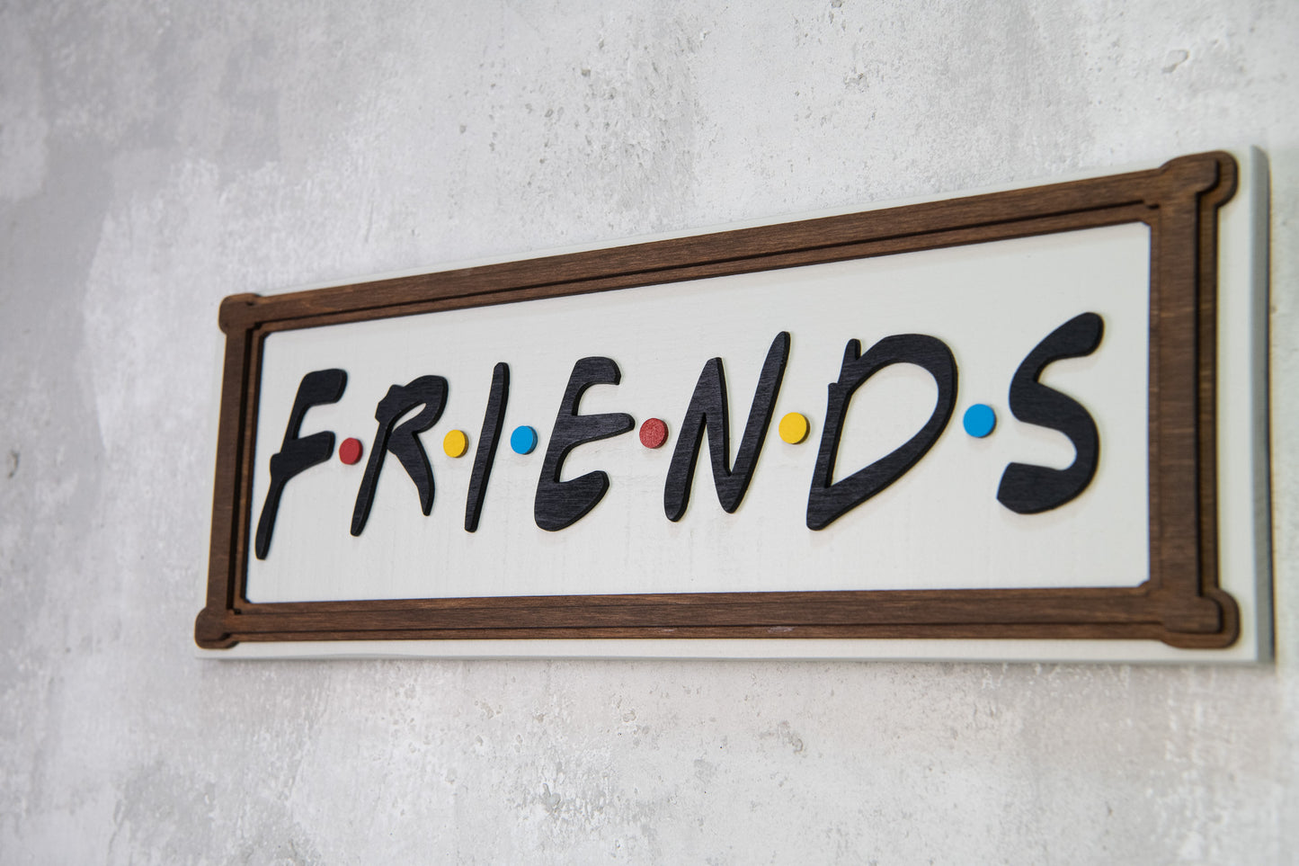 Χειροποίητη Ξύλινη Πινακίδα FRIENDS