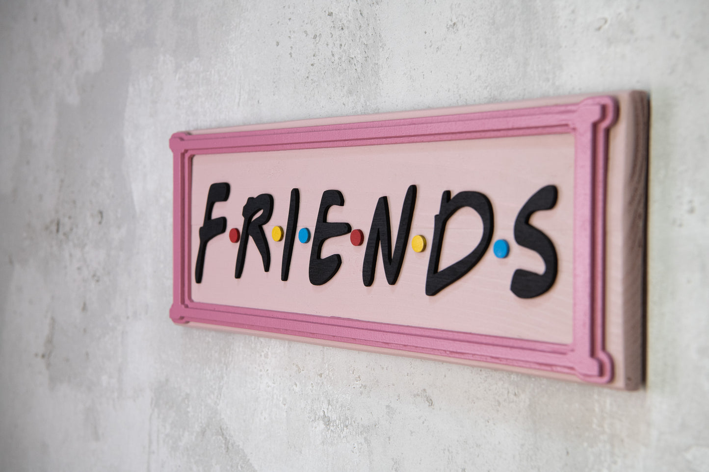 Χειροποίητη Ξύλινη Πινακίδα FRIENDS