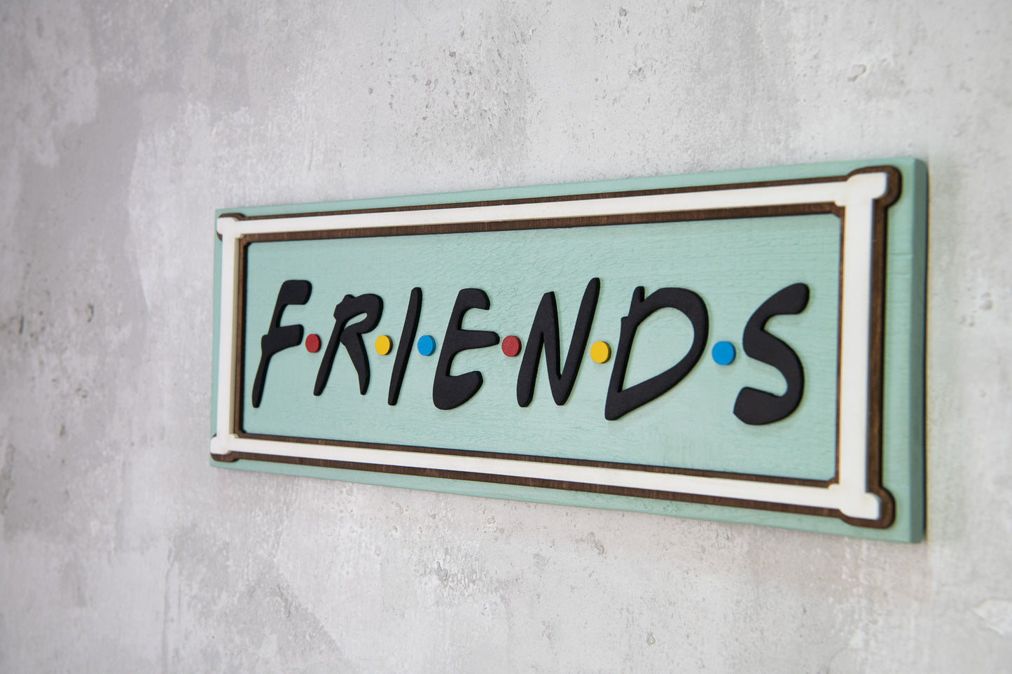 Χειροποίητη Ξύλινη Πινακίδα FRIENDS